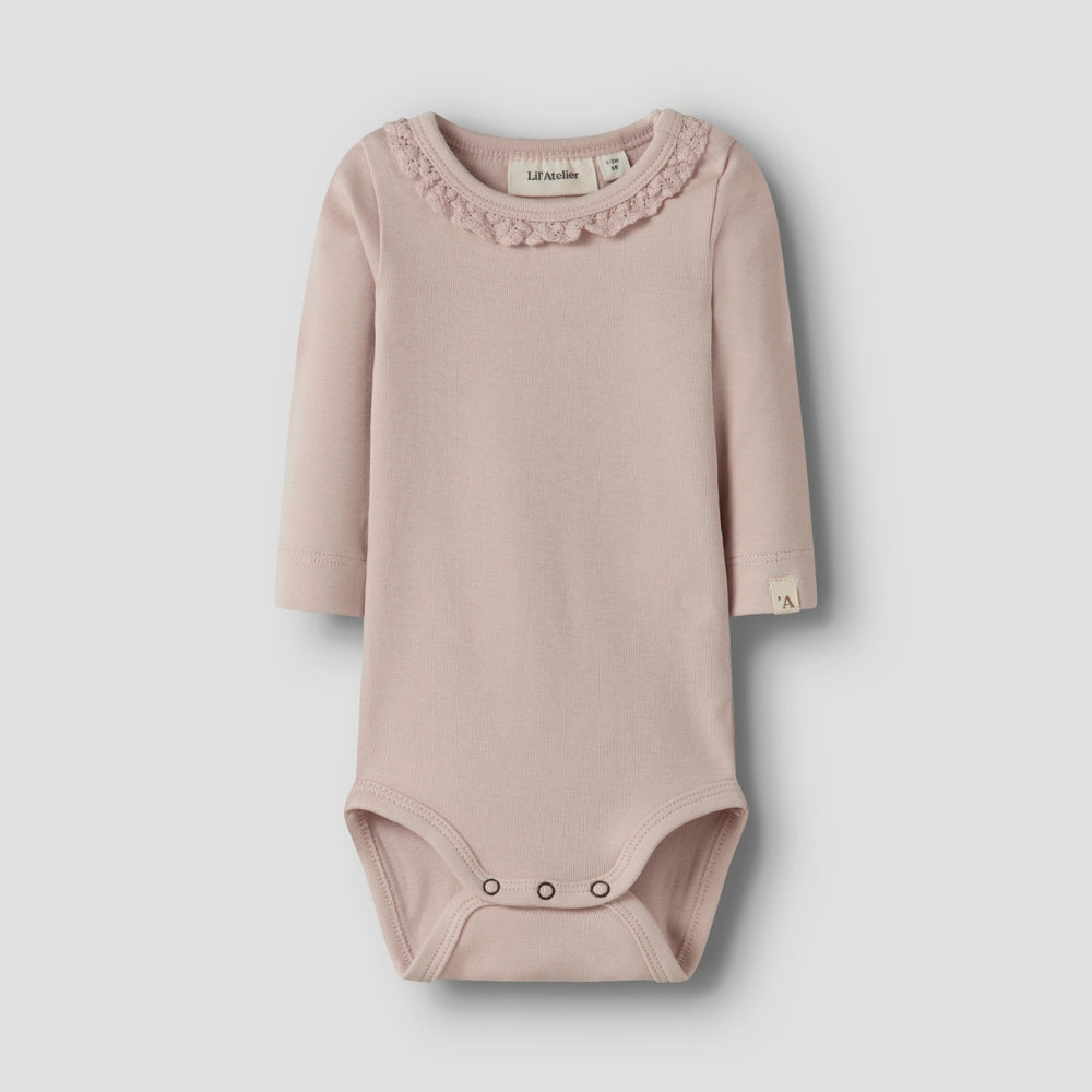 Lil’ Atelier Body niemowlęce dla dziewczynki slim Peach Whip NBFLAYO