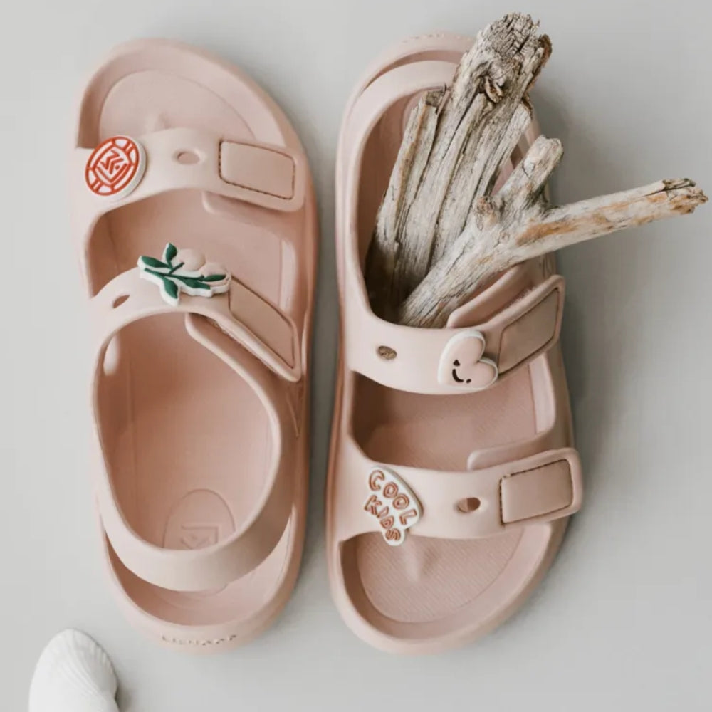 Liewood Sandały dziecięce z przypinkami Lilo Sorbet rose
