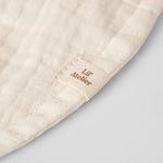 Lil’ Atelier Kapelusz niemowlęcy dla dziewczynki Coconut Milk NBNFOLLY