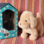 Konges Slojd Przytulanka interaktywna piesek w kolorze Brown