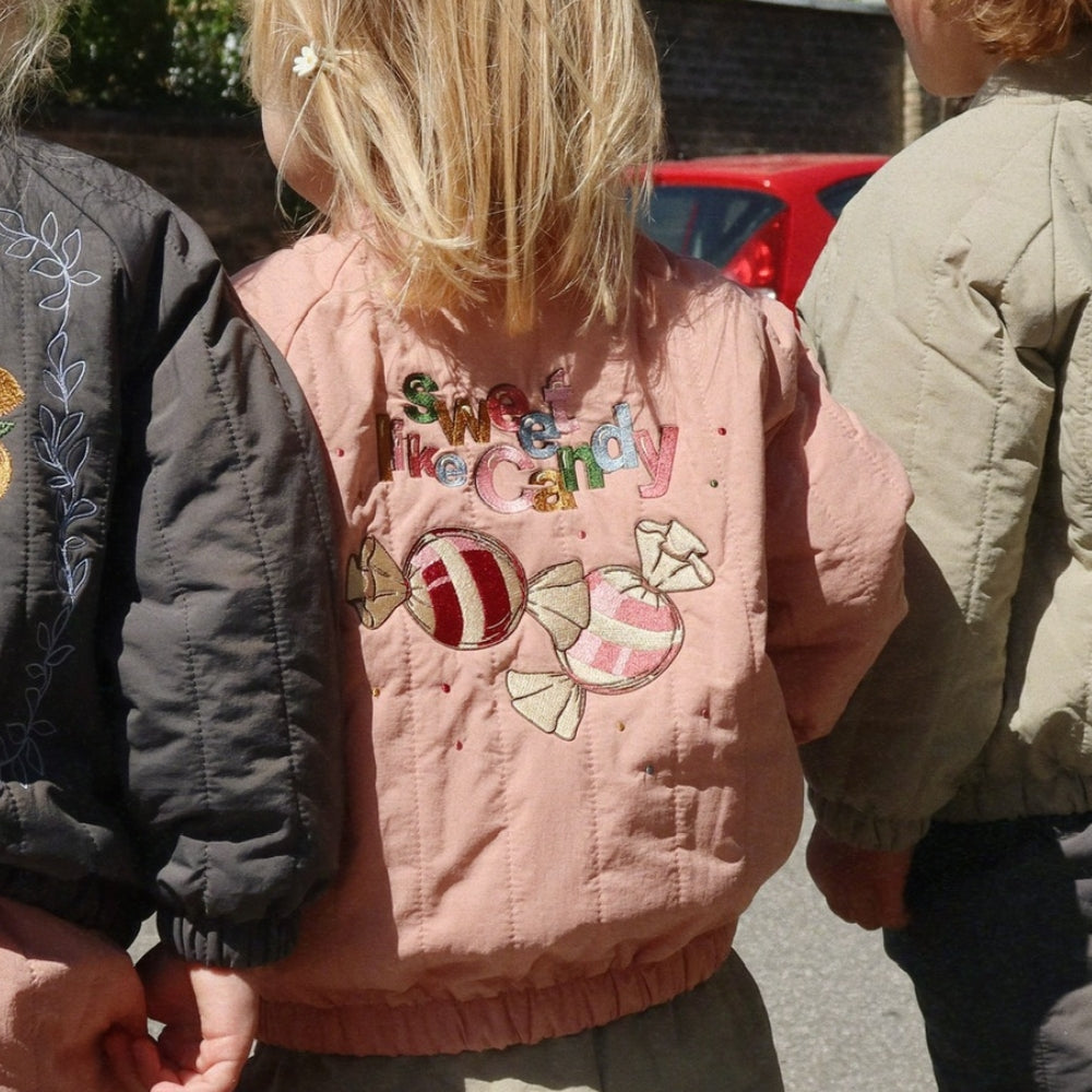 Konges Slojd Kurtka bomberka dla dziewczynki Juno Cameo Brown