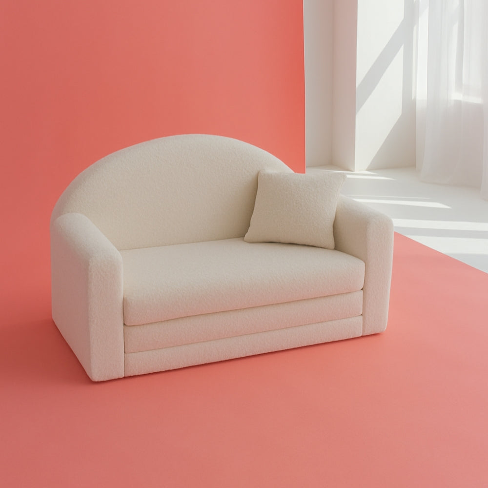 Muzpony Futrzana rozkładana mini sofa dziecięca Biała