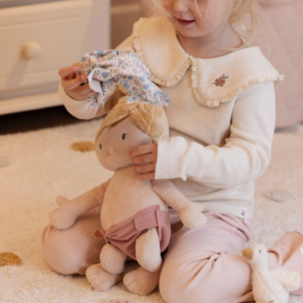Little Dutch Lalka Julia z akcesoriami 40 cm