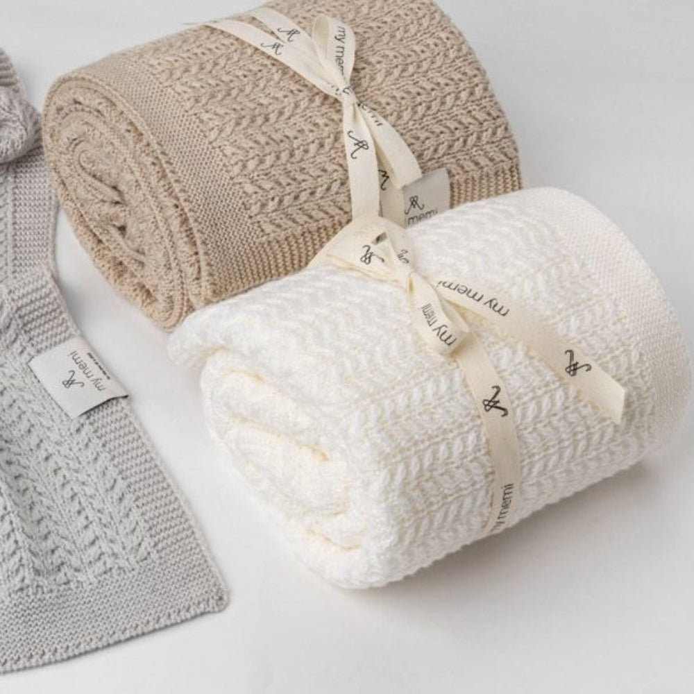 My Memi Otulacz z wełny merino light grey Leaves - premium collection