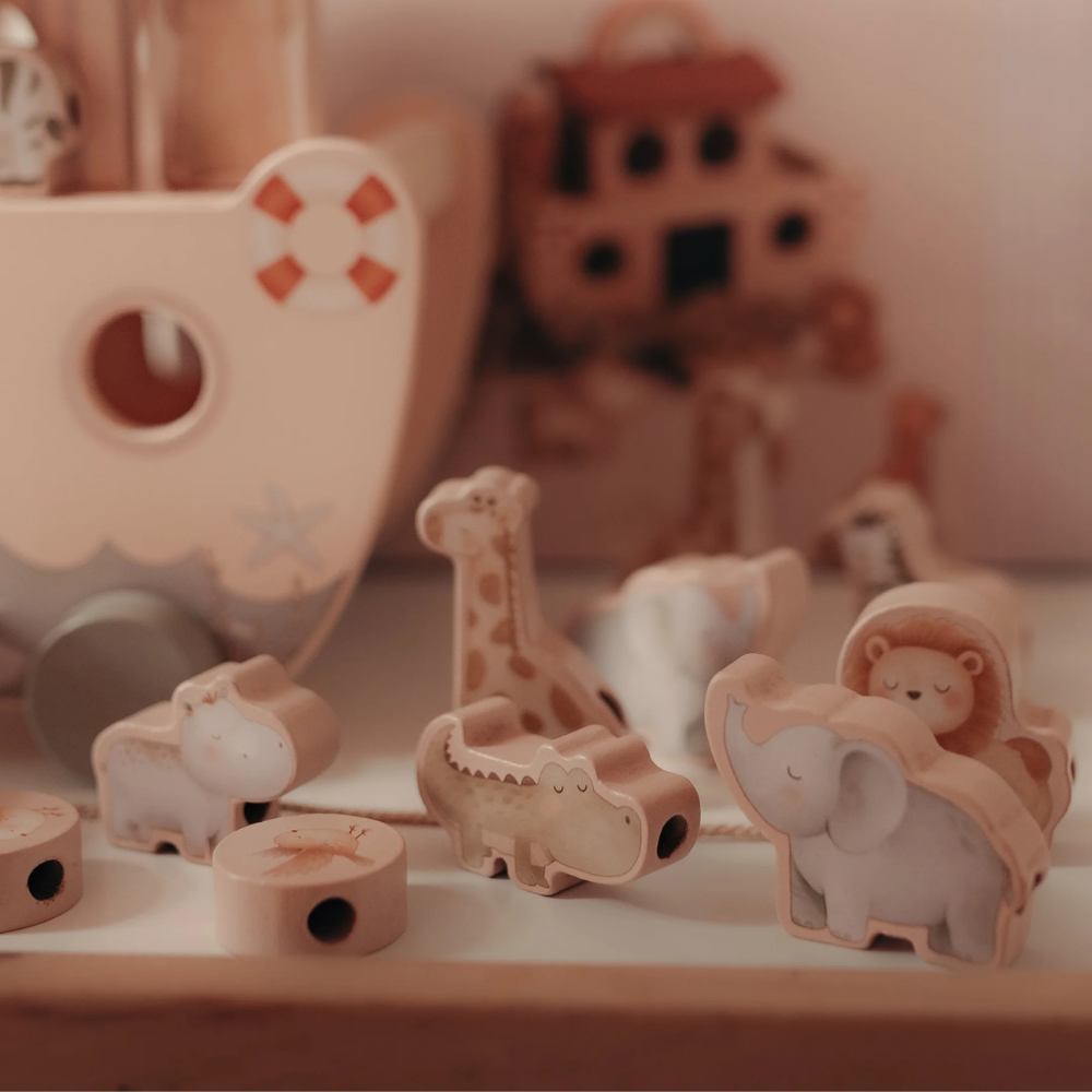 Mrs Ertha Drewniana łódź na kółkach Buddy Boat Noah's Ark Boat Wooden Puzzle