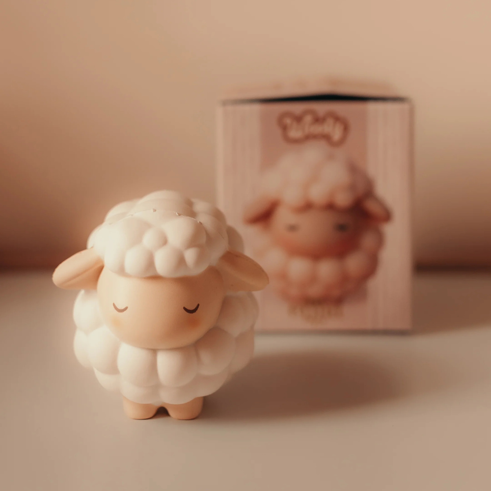 Mrs Ertha Miękka zabawka antystresowa owieczka Squichymals Wooly