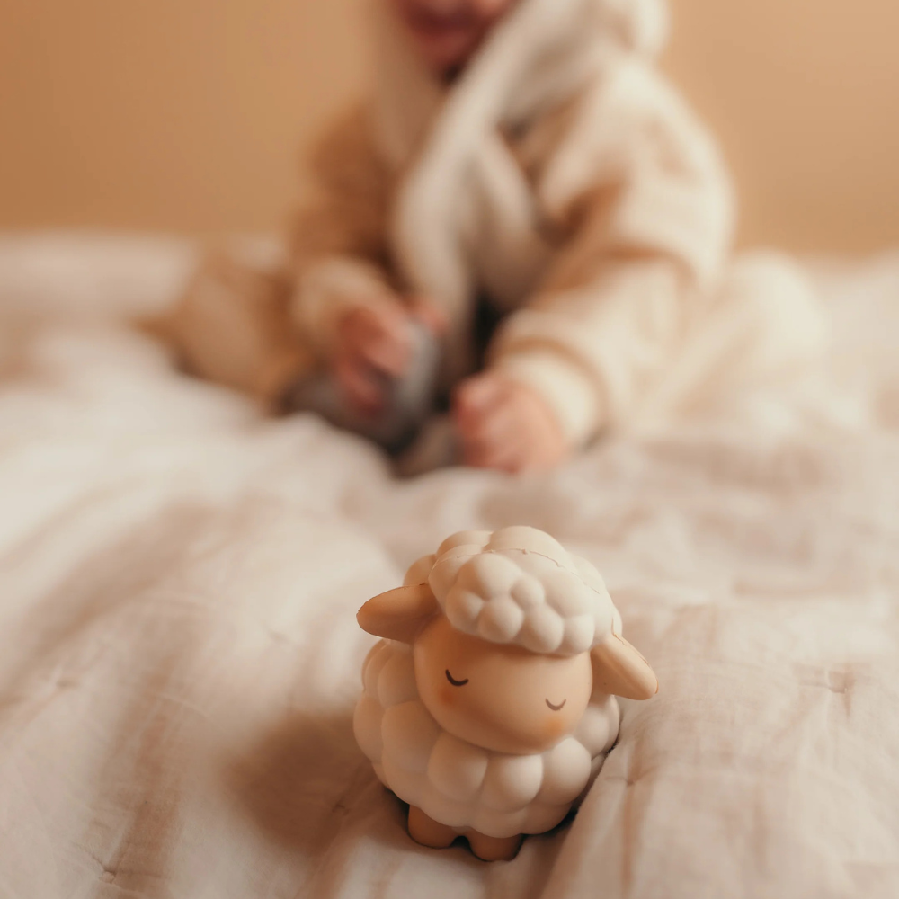 Mrs Ertha Miękka zabawka antystresowa owieczka Squichymals Wooly