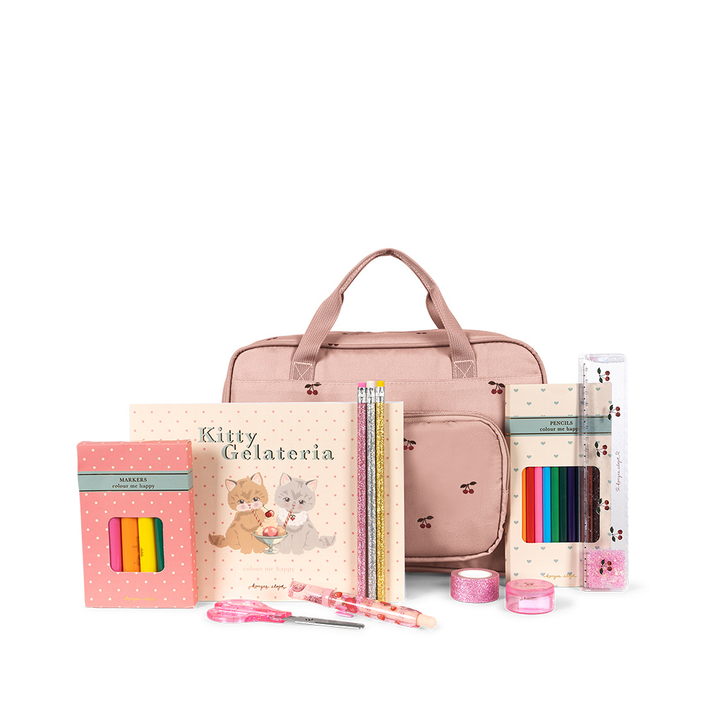 Konges Slojd Zestaw artystyczny z torbą Holiday Essentials Bag Cherry