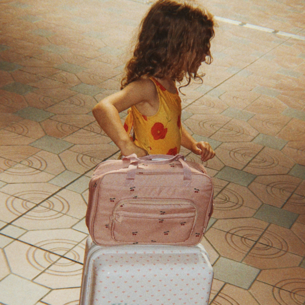 Konges Slojd Zestaw artystyczny z torbą Holiday Essentials Bag Cherry