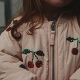 Konges Slojd kurtka bomberka termiczna Juno z cekinami Cameo rose