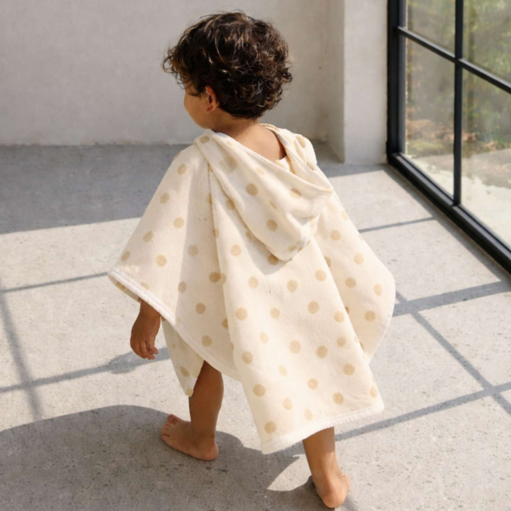 Mrs Ertha Ponczo dla dzieci Blush Dots