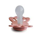 FRIGG Smoczek dla niemowlaka silikonowy Lucky Pretty in Peach  6m+