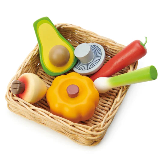 Tender Leaf Toys Wiklinowy koszyk z warzywami