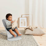 Babybjorn Leżaczek dla niemowlaka Bliss Woven Petal Quilt Jasnoszary zabawka