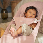 Babybjorn Leżaczek dla niemowlaka Bliss Woven Petal Quilt zgaszony róż zabawka