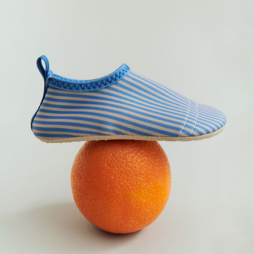 Wheat buty do wody dla dzieci Dolphin blue swim stripe
