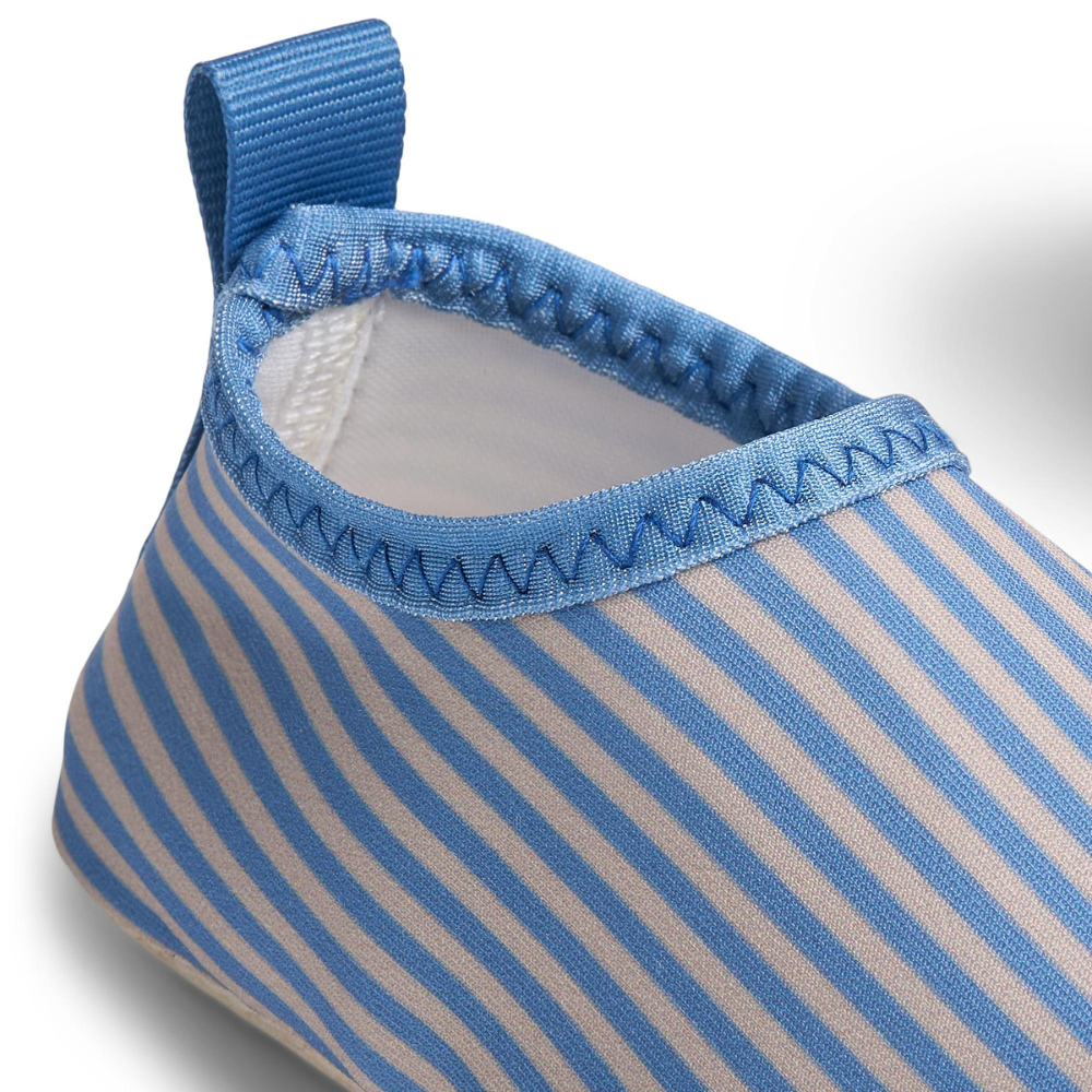 Wheat buty do wody dla dzieci Dolphin blue swim stripe