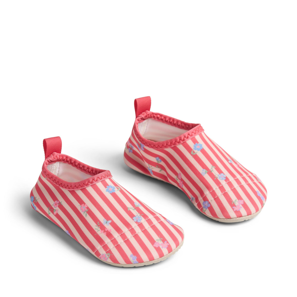 Wheat buty do wody dla dzieci Dolphin red stripe flowers