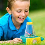 B. Toys Dziecięcy Mikroskop z owadami do obserwacji