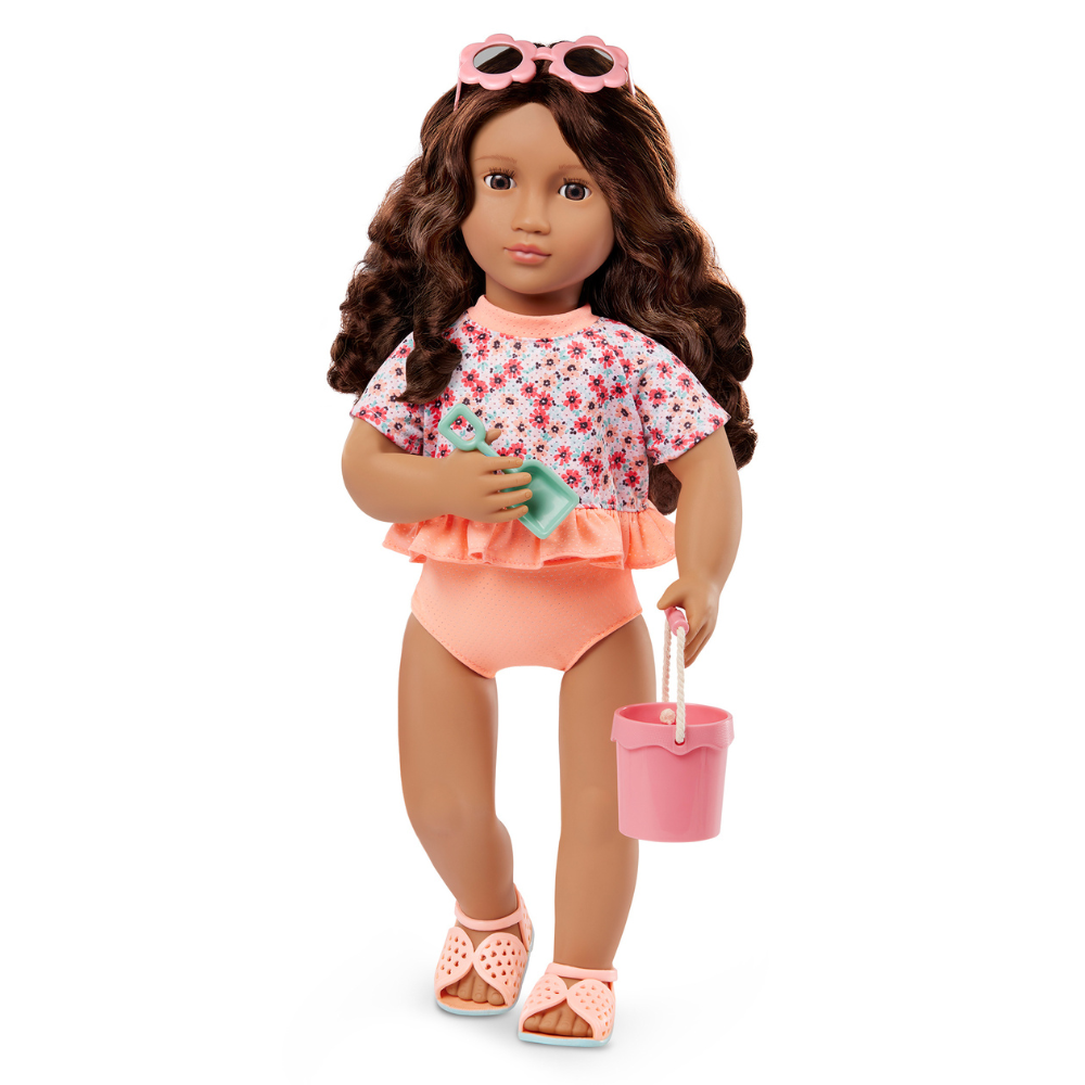 Our Generation lalka Gabriela w letniej sukience, strój kąpielowy i akcesoria na plażę, zginane łokcie i kolana 46 cm