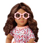 Our Generation lalka Gabriela w letniej sukience, strój kąpielowy i akcesoria na plażę, zginane łokcie i kolana 46 cm