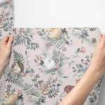 PASTELOVELOVE Tapeta na ścianę dla dzieci, w pasach Woodland - różowa