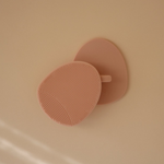 Mushie Szczotka na ciemieniuchę dla niemowląt Blush + Shifting Sand