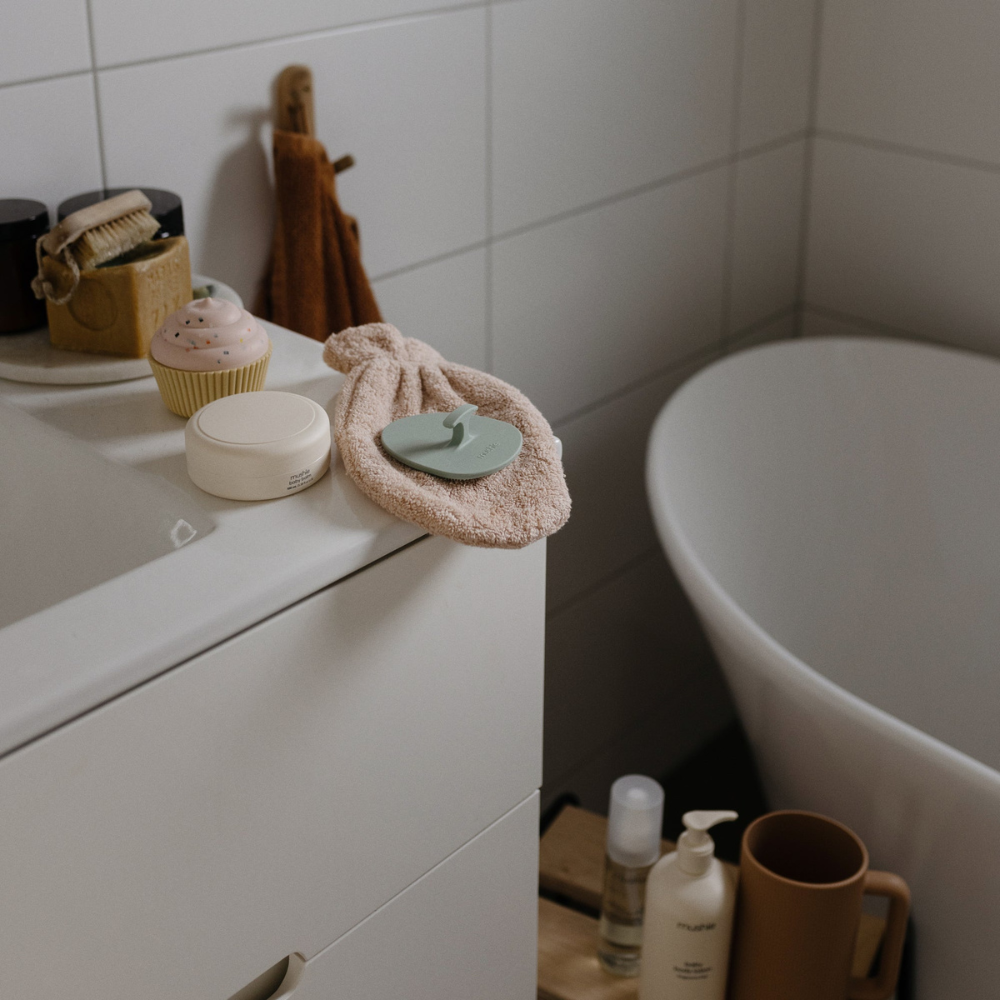 Mushie Szczotka na ciemieniuchę dla niemowląt Natural + Cambridge Blue
