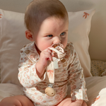 Cam Cam Copenhagen Zawieszka do smoczka Bows