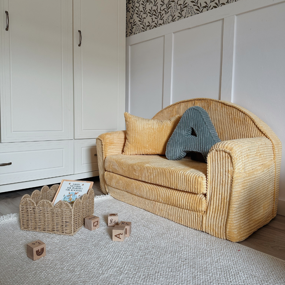 Muzpony Sztruksowa rozkładana mini sofa dziecięca Sandy Yellow - Personalizacja