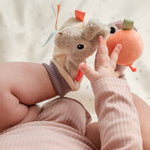 Done by Deer Skarpetki z grzechotką Celebration Sand