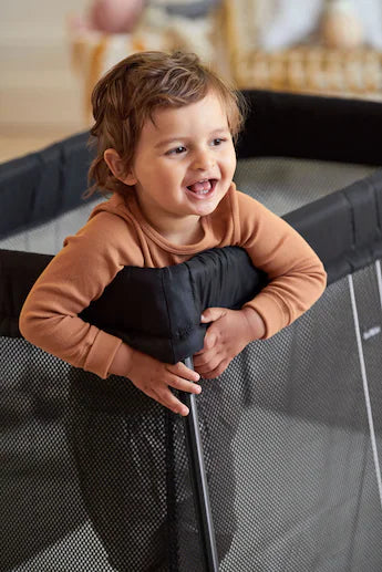 Babybjorn Łóżeczko turystyczne Light czarny