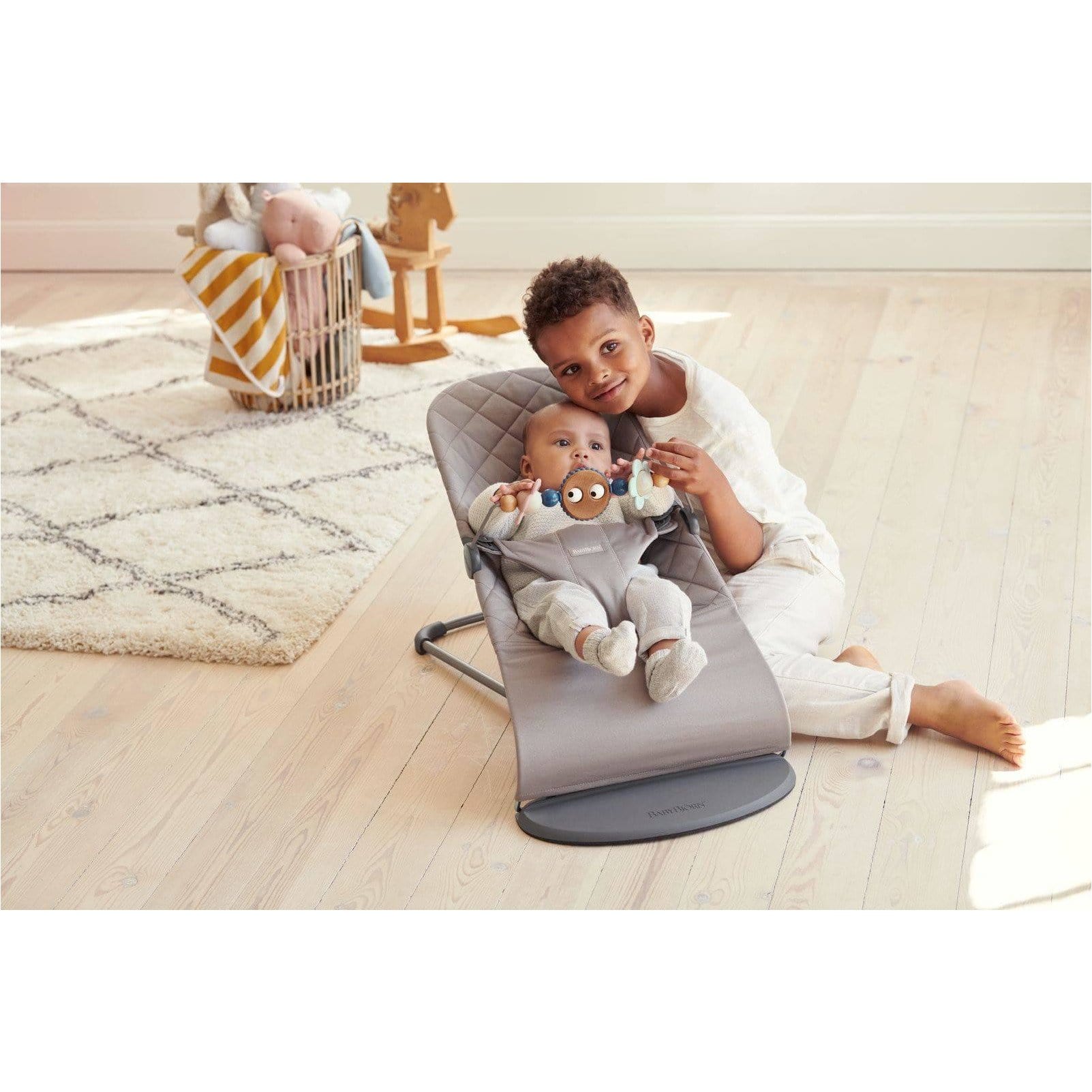 BabyBjorn Zabawka do leżaczka Balance Googly Eyes Pastel