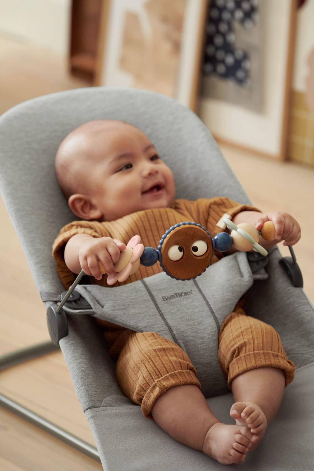 BabyBjorn Zabawka do leżaczka Balance Googly Eyes Pastel