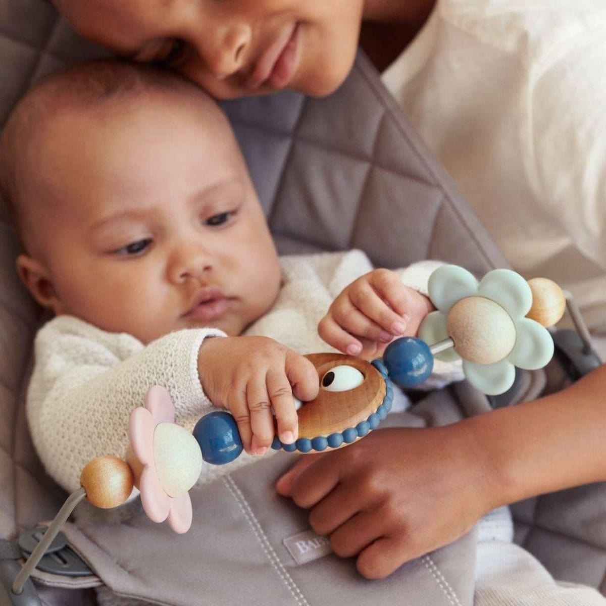 BabyBjorn Zabawka do leżaczka Balance Googly Eyes Pastel