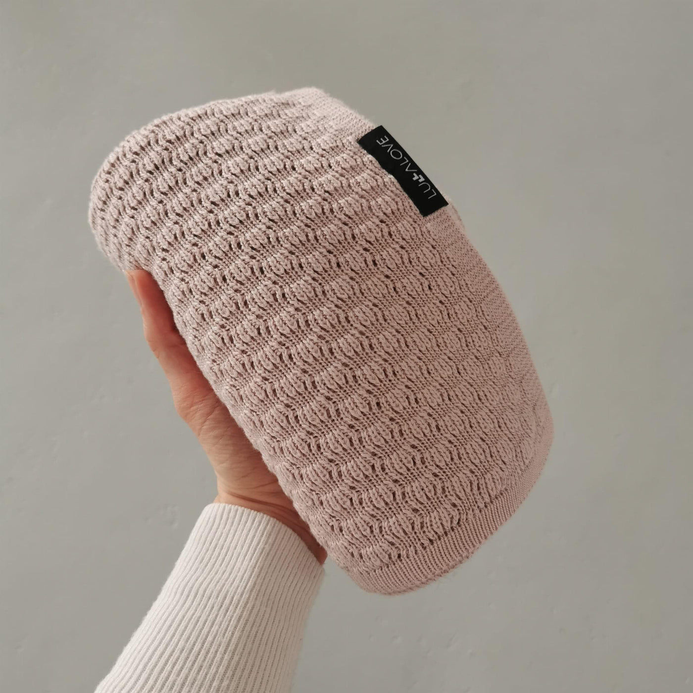 Lullalove Lekki otulacz kocyk bambusowy 90x90 cm motylek pudrowy beż
