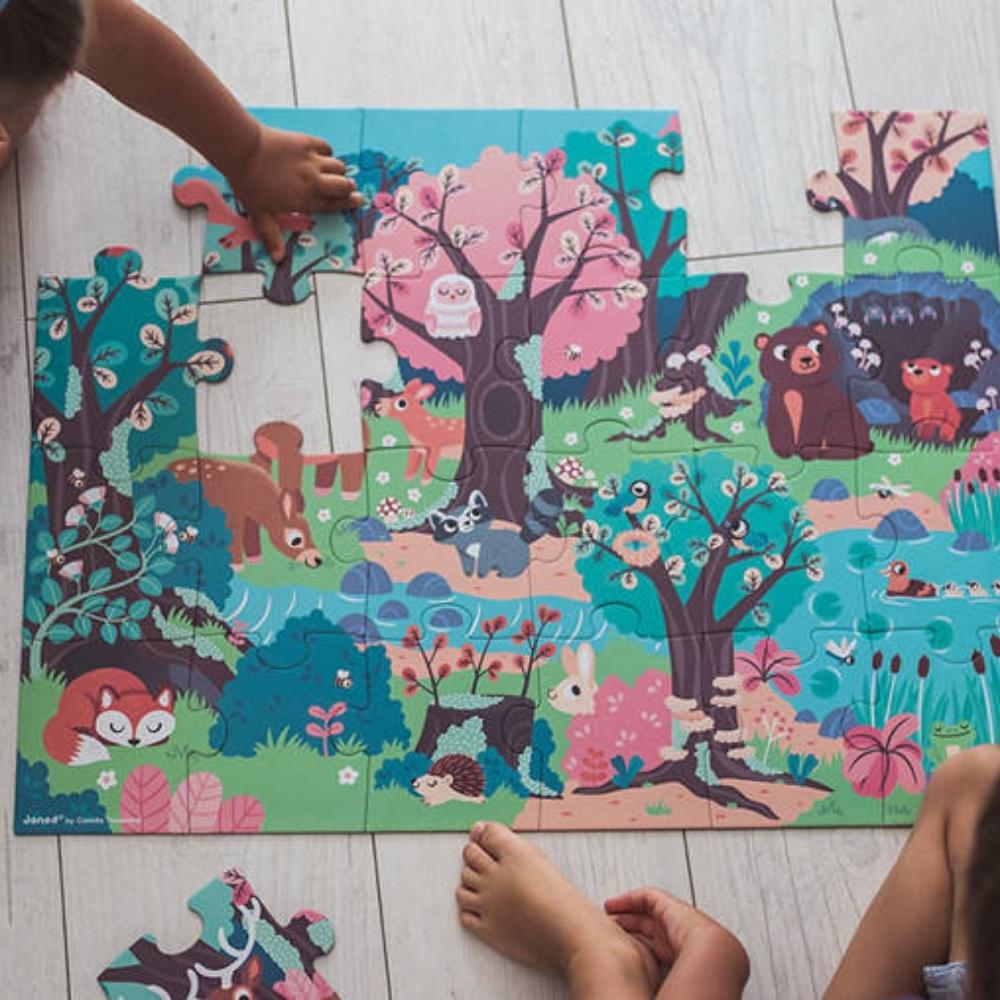 Janod Świecące puzzle dla dzieci z mini lampką UV Las 24 el.