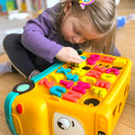B.Toys Sorter dla dzieci Autobus z alfabetem magnetycznym AlphaBus