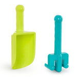 B.toys Zabawki do piasku Diggin’ Duo – łopatka i grabki