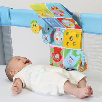 Taf Toys Plac zabaw do łóżeczka Tablica sensoryczna