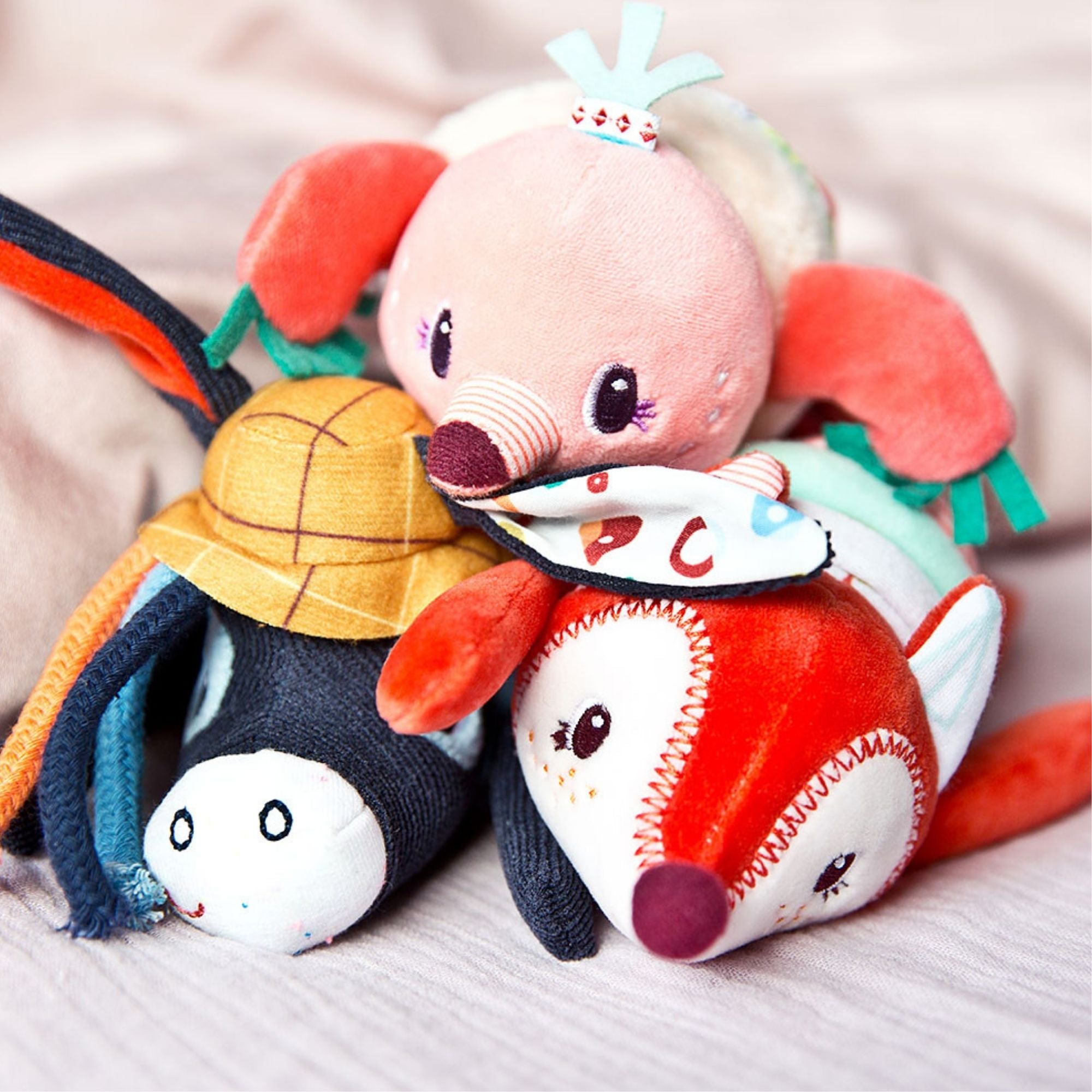 Lilliputiens Zawieszka do wózka Lisiczka Alice 6m+ - 4kidspoint.pl