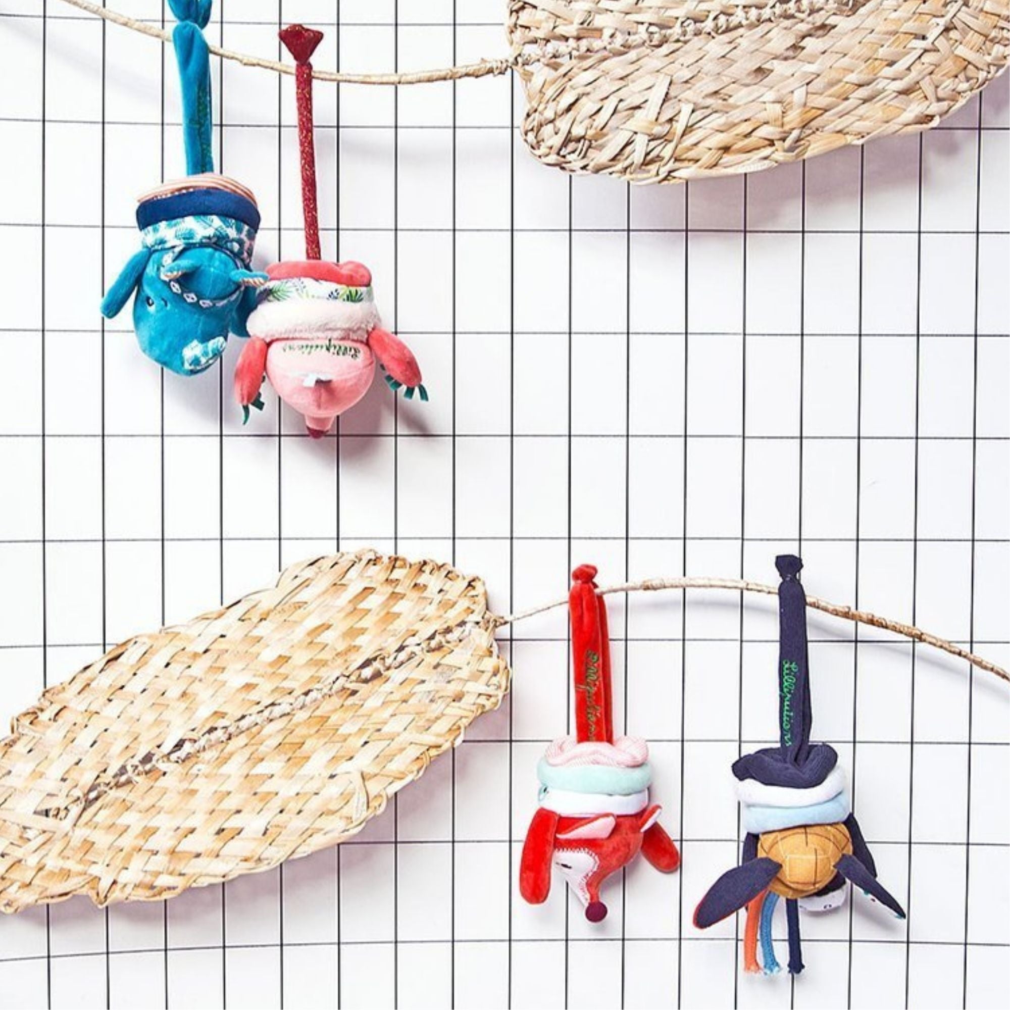 Lilliputiens Zawieszka do wózka Lisiczka Alice 6m+ - 4kidspoint.pl