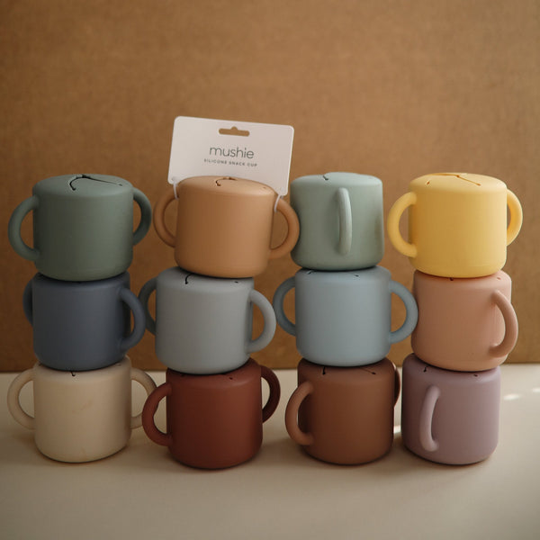 Mushie kubek niewysypek na przekąski Cambridge Blue - 4kidspoint.pl