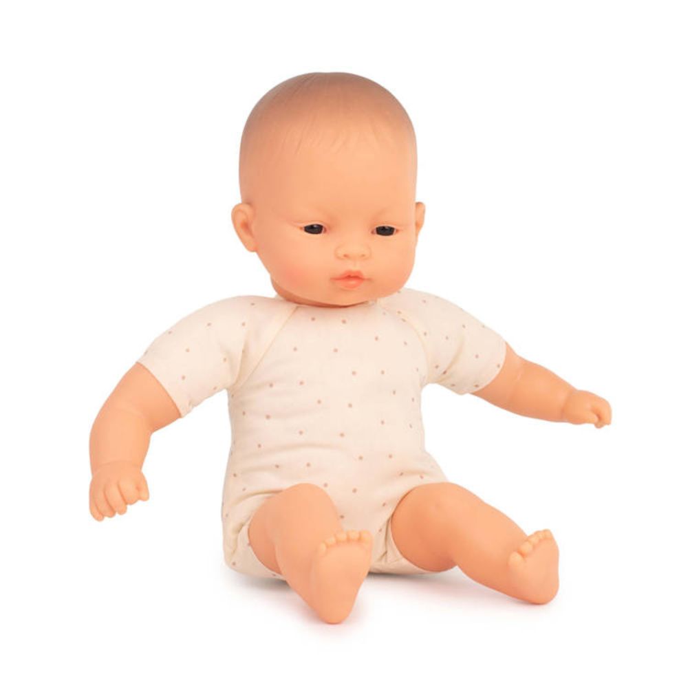 Miniland Lalka dla dzieci z miękkim brzuszkiem Azjatka 32 cm