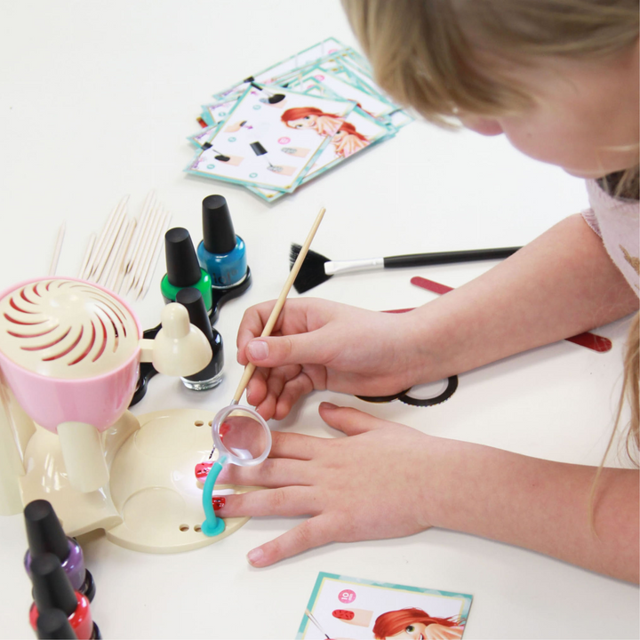 Buki Professional Studio Zestaw do paznokci dla dzieci