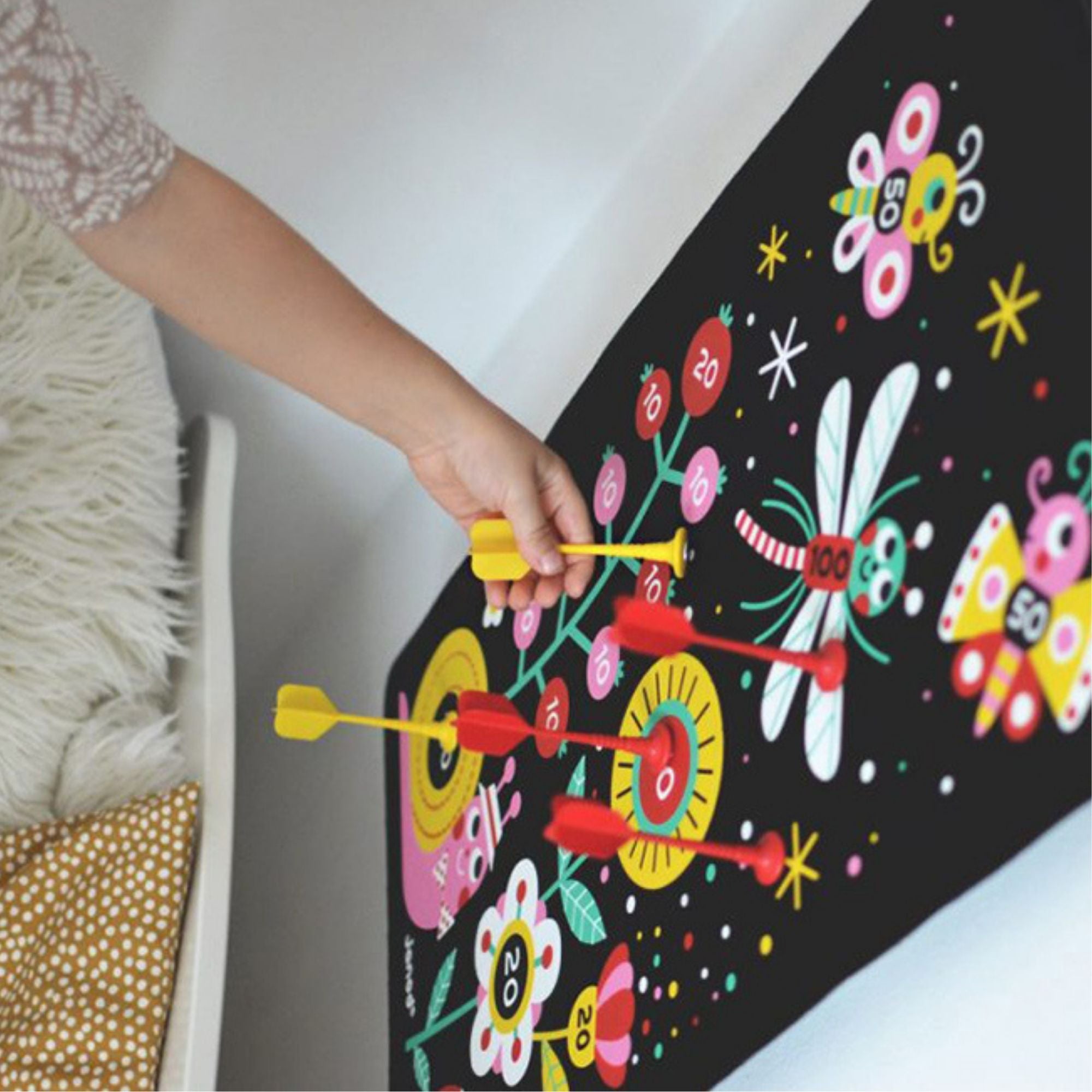 Janod Magnetyczna gra w rzutki Ogród - 4kidspoint.pl
