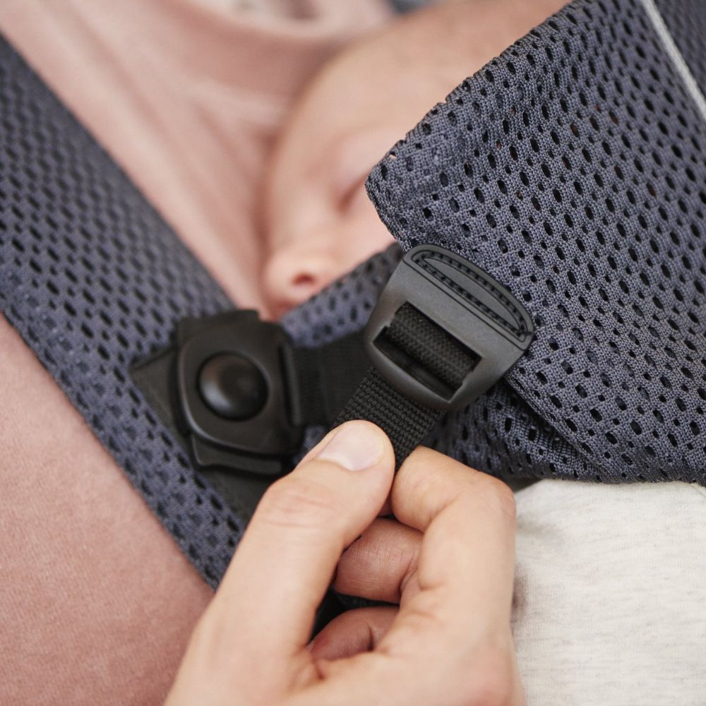 BABYBJORN Nosidełko dla niemowlaka MINI 3D Mesh Antracytowy