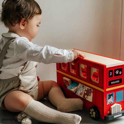 Bigjigs Toys Sorter kształtów Czerwony autobus - 4kidspoint.pl