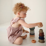 Mushie Wieża z kubeczków Stacking Tower Original - 4kidspoint.pl
