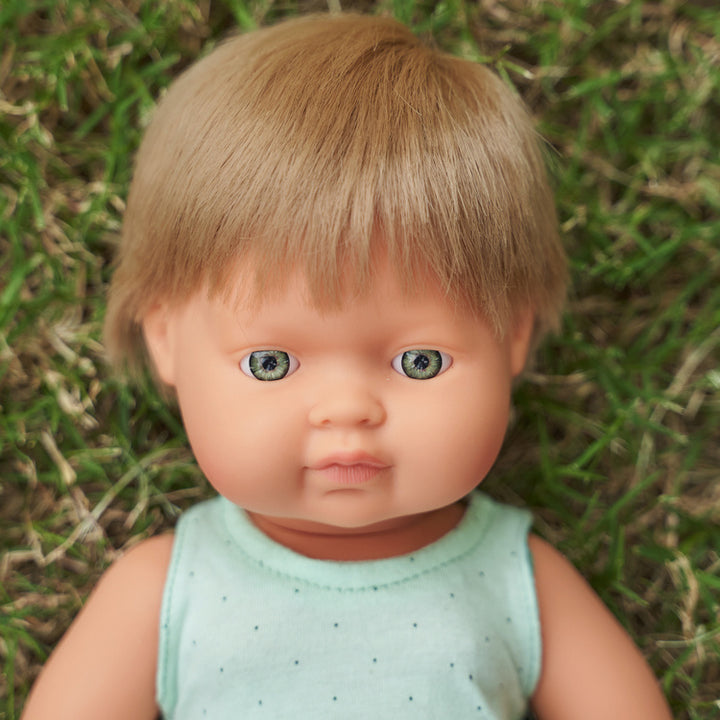 Miniland Lalka dla dziecka chłopiec Europejczyk Ciemny Blond 38cm